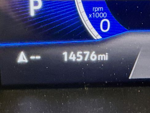 Used 2022 Volkswagen Tiguan SE image 19