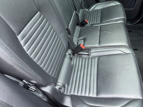 Used 2022 Land Rover Discovery Sport SE image 53