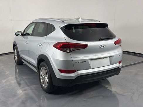 Used 2017 Hyundai Tucson SE Plus AWD/4WD image 7