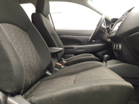 Used 2024 Mitsubishi Outlander Sport ES AWD/4WD image 21