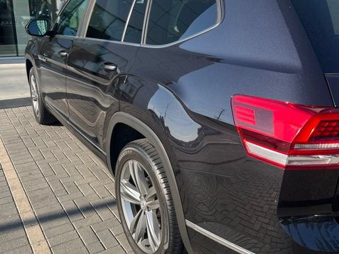 Used 2019 Volkswagen Atlas SEL R-Line FWD image 4
