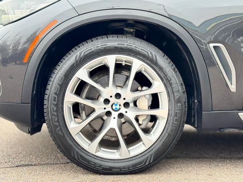 Used 2020 BMW X5 xDrive40i w/ Premium Package image 11