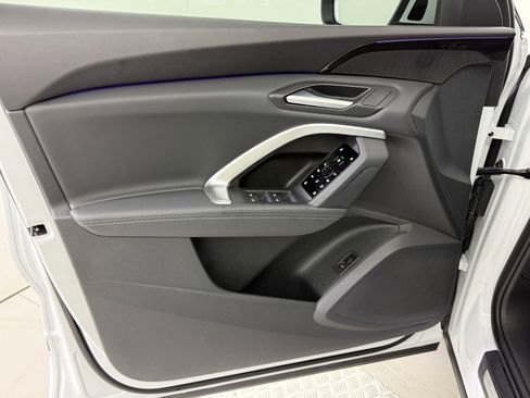 Certified 2025 Audi Q5 Premium w/ Convenience Package image 14