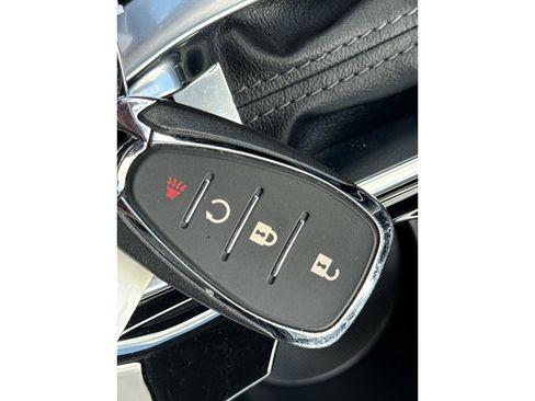 Certified 2024 Chevrolet Trax LT w/ Driver Confidence Package FWD image 36