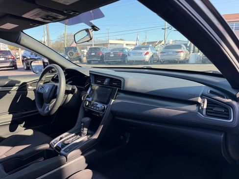 Used 2018 Honda Civic EX image 20