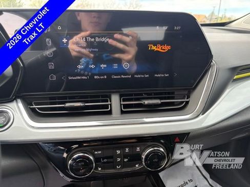 New 2026 Chevrolet Trax LT w/ LT Convenience Package FWD image 21