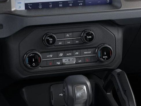 New 2025 Ford Bronco Big Bend w/ Black Diamond Package image 16