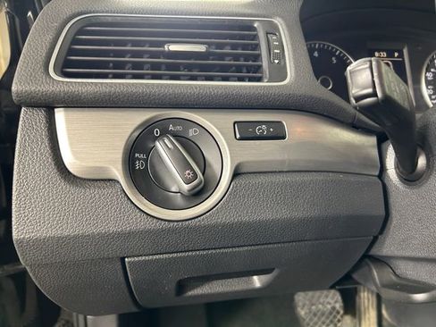 Used 2015 Volkswagen Passat 1.8T SE image 20