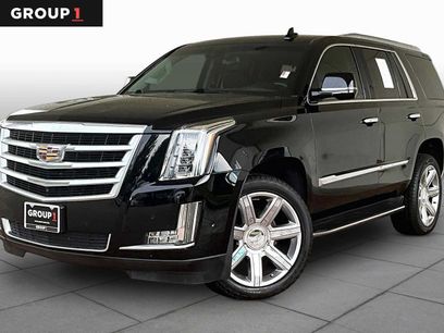 Used 2017 Cadillac Escalade Luxury