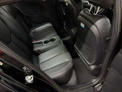 Used 2015 Hyundai Veloster Turbo FWD image 13