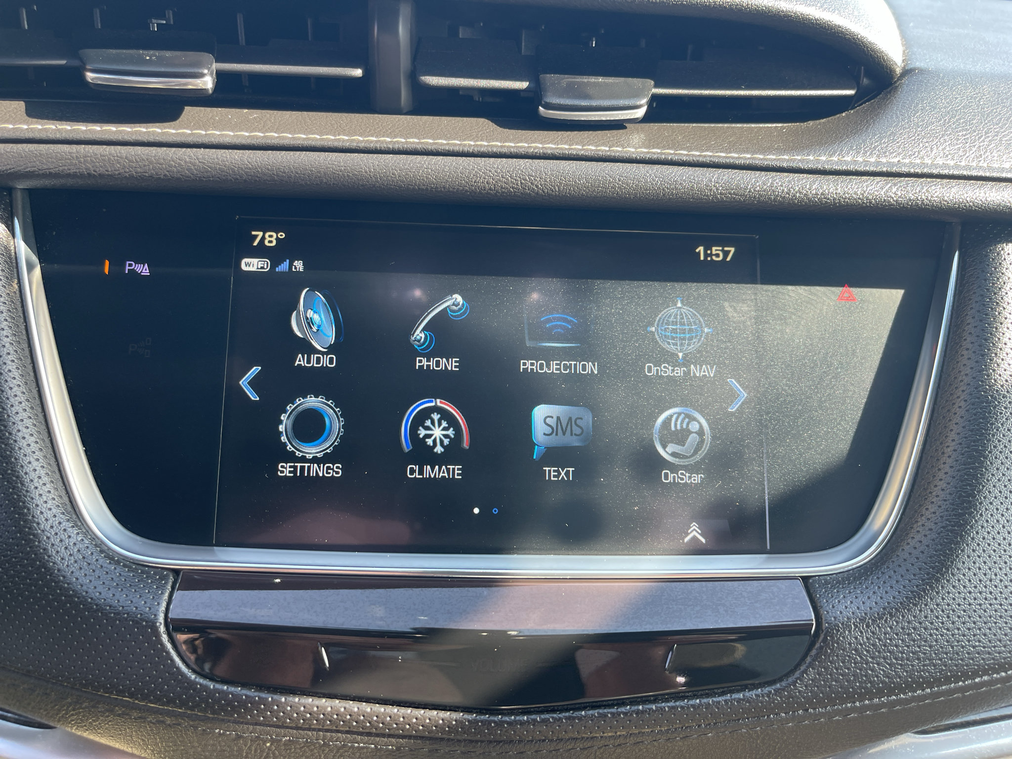 Used 2018 Cadillac XT5 AWD image 22