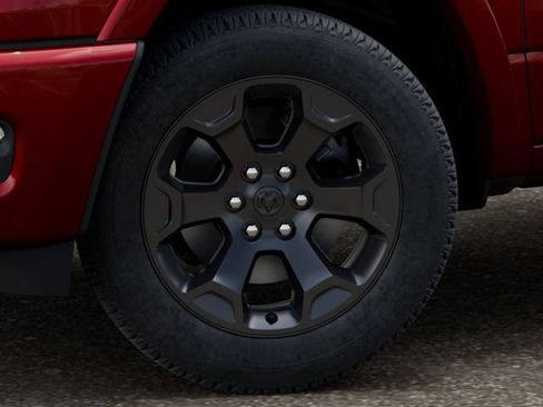New 2026 RAM 1500 4x4 Crew Cab image 8