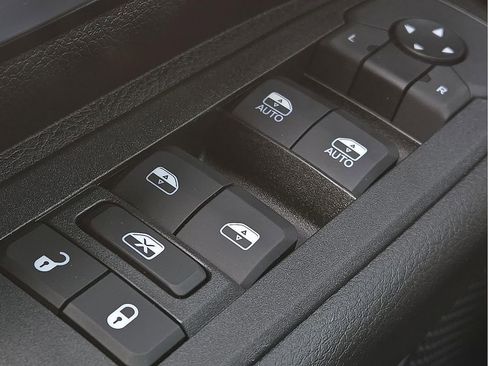 Used 2025 RAM 1500 Classic Warlock image 16