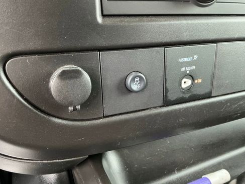 Used 2024 Chevrolet Express 2500 w/ Driver Convenience Package image 30