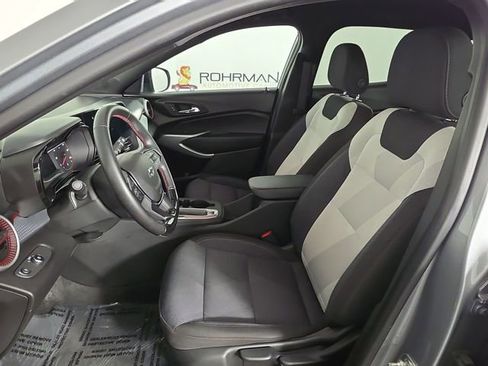 Used 2024 Chevrolet Trax RS w/ Driver Confidence Package image 19