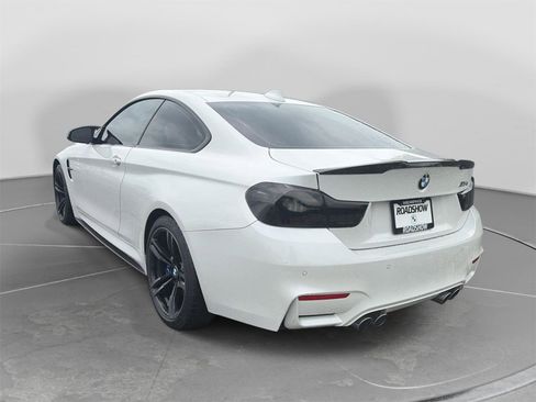 Used 2018 BMW M4 Coupe RWD image 3