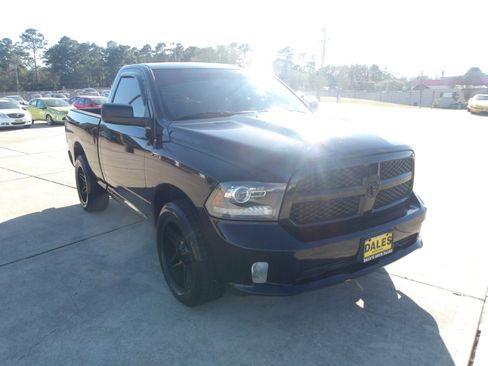 Used 2014 RAM 1500 Express image 4