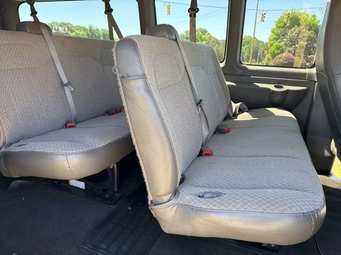 Used 2024 Chevrolet Express 3500 LT w/ LT Preferred Equipment Group RWD image 21