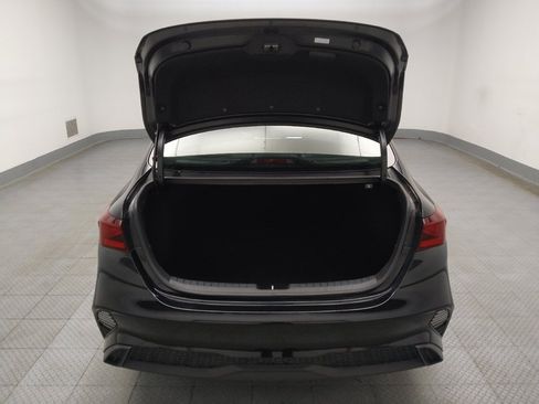 Used 2024 Kia Forte LXS image 29