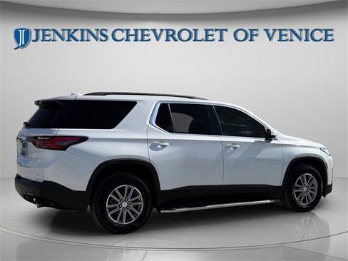 Certified 2023 Chevrolet Traverse LT image 8