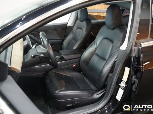 Used 2018 Tesla Model 3 Long Range image 11