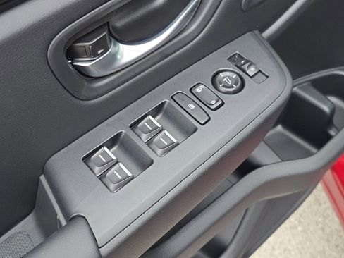 New 2025 Honda Pilot Touring image 36