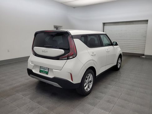 Used 2025 Kia Soul S image 9