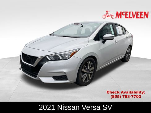 Used 2021 Nissan Versa SV image 1