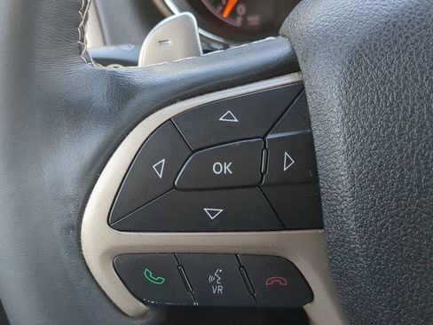 Used 2017 Jeep Grand Cherokee Limited image 35