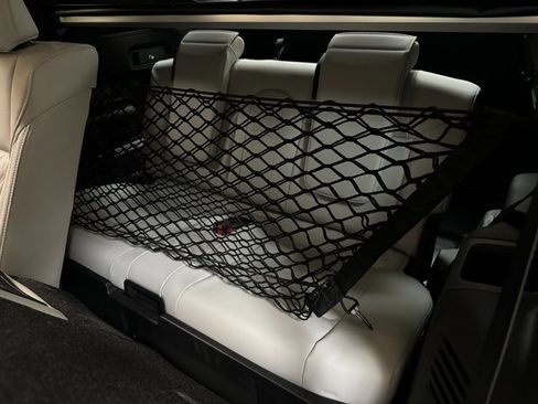 Used 2024 Mitsubishi Outlander 4WD Plug-In Hybrid image 23