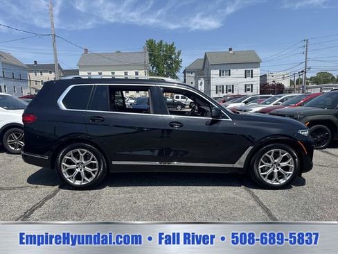 Used 2022 BMW X7 xDrive40i w/ Executive Package AWD/4WD image 3