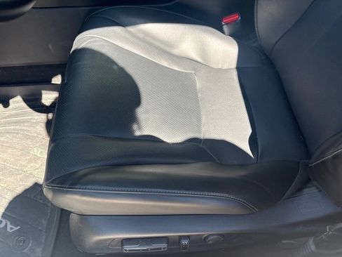 Used 2023 Honda Accord EX-L image 13