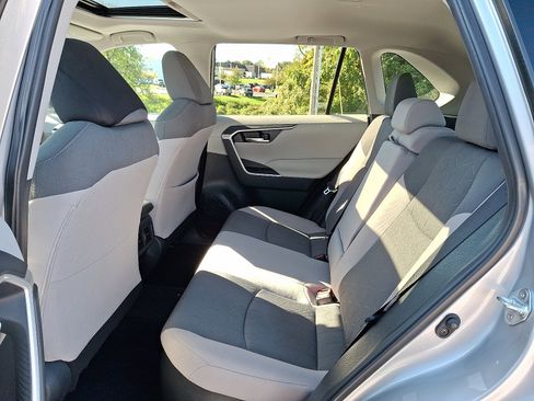 Certified 2022 Toyota RAV4 XLE image 11