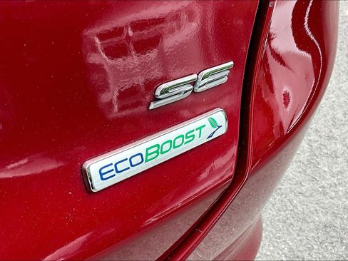 Used 2017 Ford Fusion SE w/ Equipment Group 201A FWD image 25