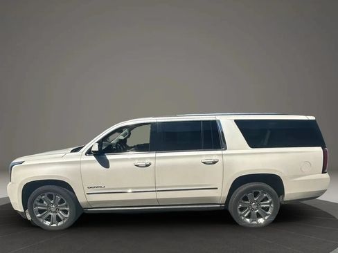 Used 2015 GMC Yukon XL Denali w/ Premium Package AWD/4WD image 2