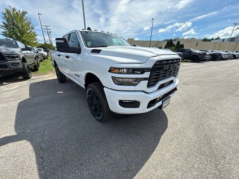 New 2026 RAM 2500 Big Horn AWD/4WD image 7