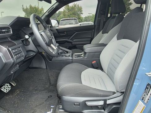 Used 2025 Toyota 4Runner TRD Sport RWD image 5