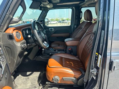 Used 2021 Jeep Wrangler Unlimited Rubicon w/ Trailer Tow Package AWD/4WD image 8