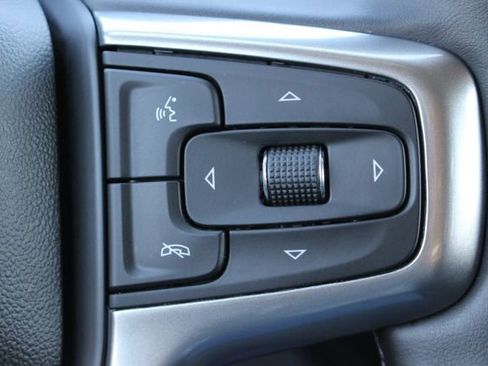 Used 2024 Chevrolet Silverado 1500 LT image 14