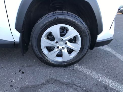 Used 2023 Toyota RAV4 LE image 15