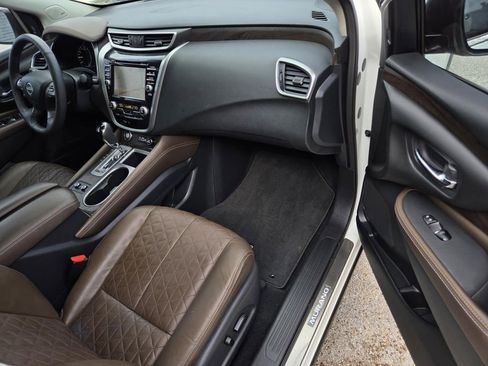 Used 2023 Nissan Murano Platinum w/ Cargo Package image 7