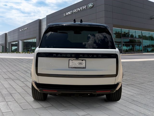 Certified 2025 Land Rover Range Rover Autobiography AWD/4WD image 4