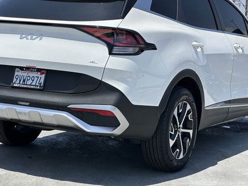 Certified 2025 Kia Sportage EX w/ EX Premium Package AWD/4WD image 7