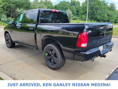 Used 2015 RAM 1500 Express AWD/4WD image 6