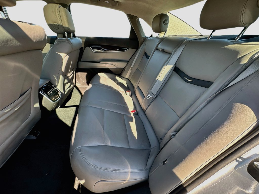 Used 2013 Cadillac XTS Premium FWD image 30