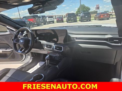 Used 2024 Ford Mustang Premium image 15