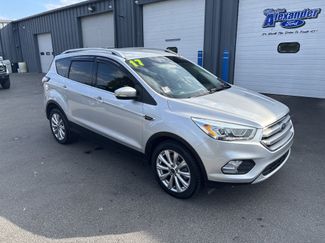 Used 2017 Ford Escape Titanium image 1