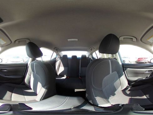 Used 2025 Nissan Sentra SV image 41