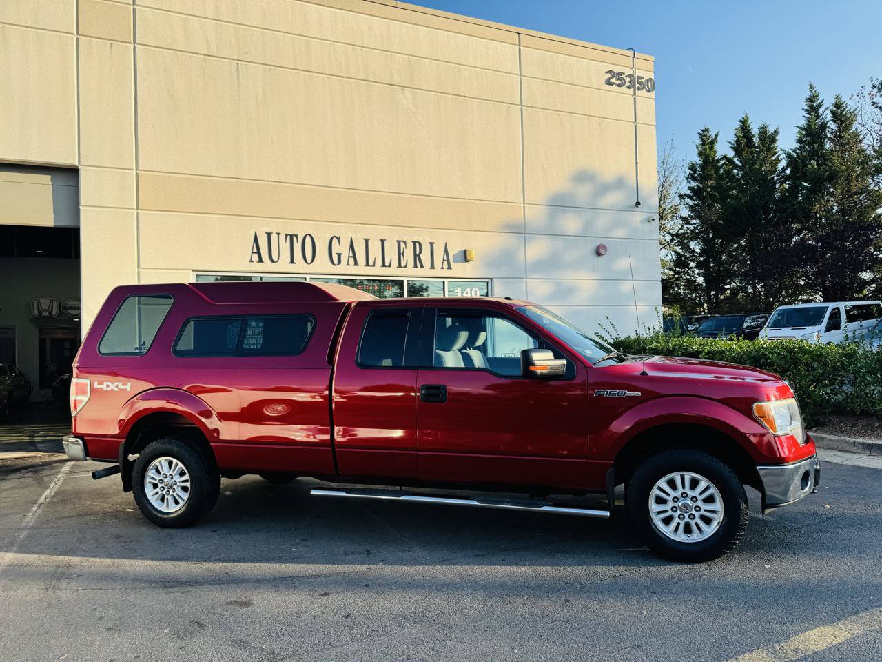 Used 2013 Ford F150 XLT w/ HD Payload Pkg AWD/4WD image 2