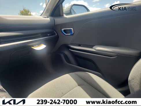 New 2026 Kia K4 FWD image 18